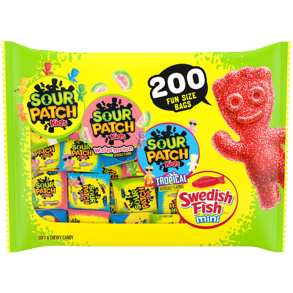 SOUR PATCH KIDS Mini Soft & Chewy Candy Variety Pack, Bulk Candy 25.57 oz 200 ct